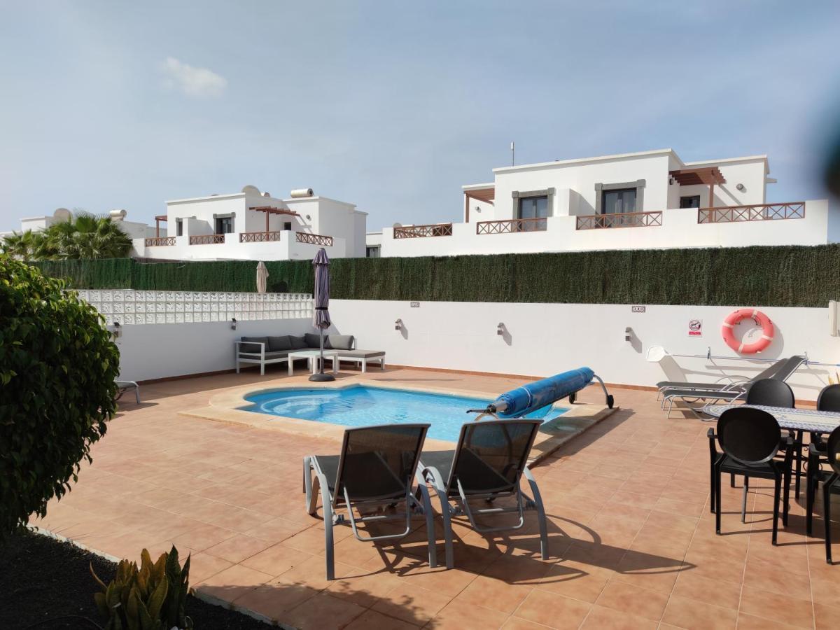 Villa Zinnia Плая Бланка Екстериор снимка